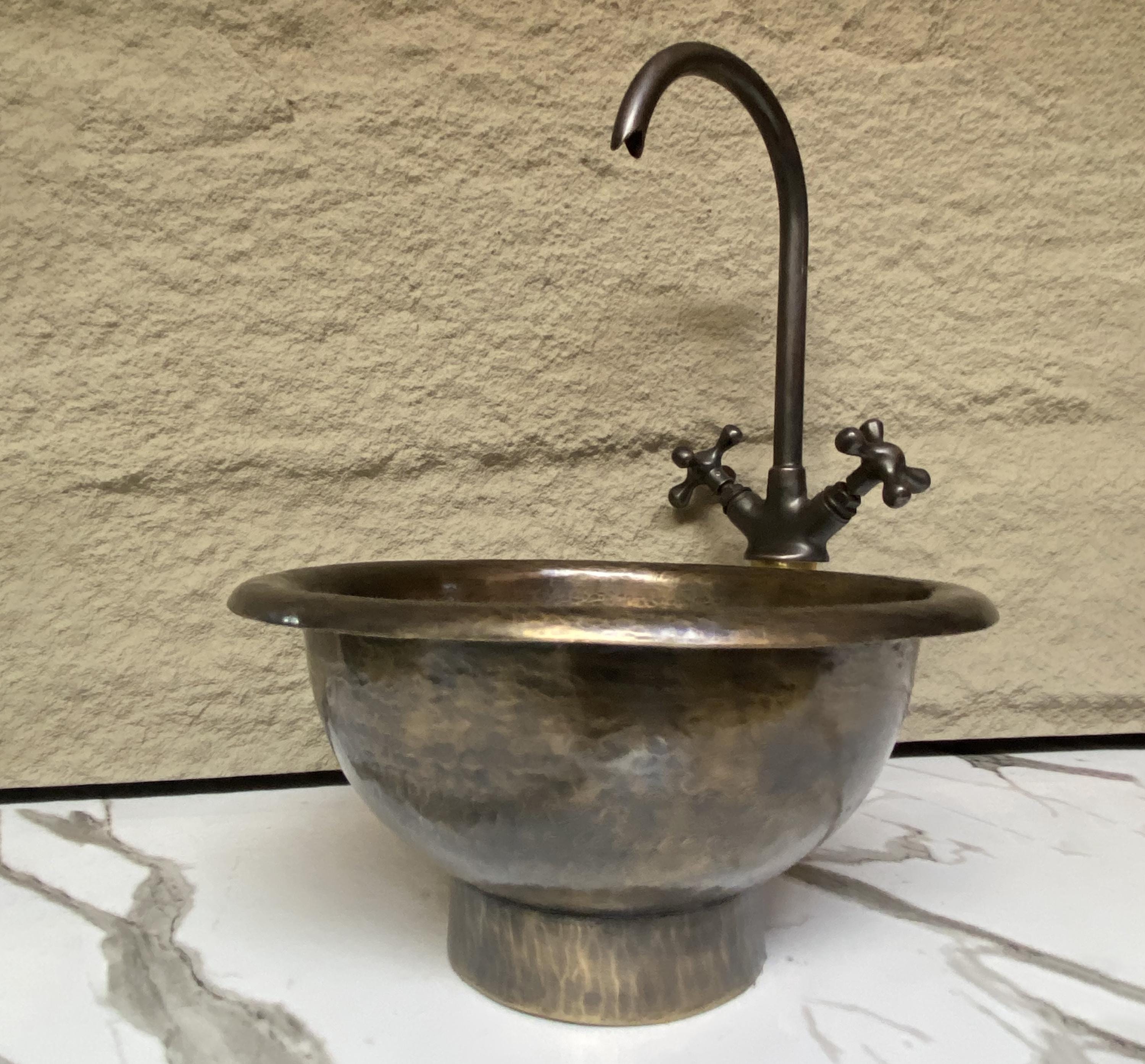 Antique Bronze Round Copper Vessel Sink